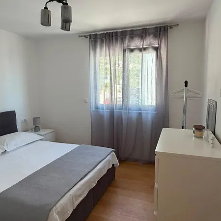 Luxury 2 Bedroom With Sea View Makarska