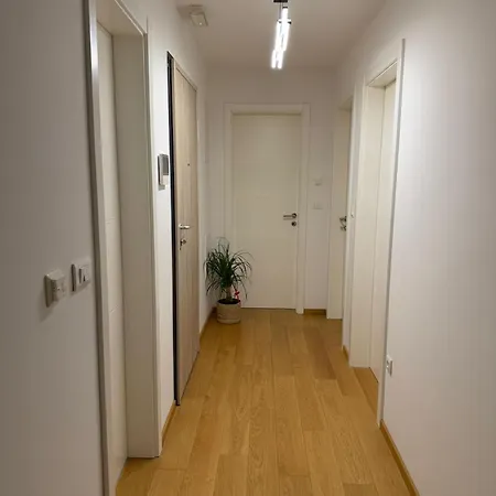 Apartman Luxury 2 Bedroom With Sea View Makarska